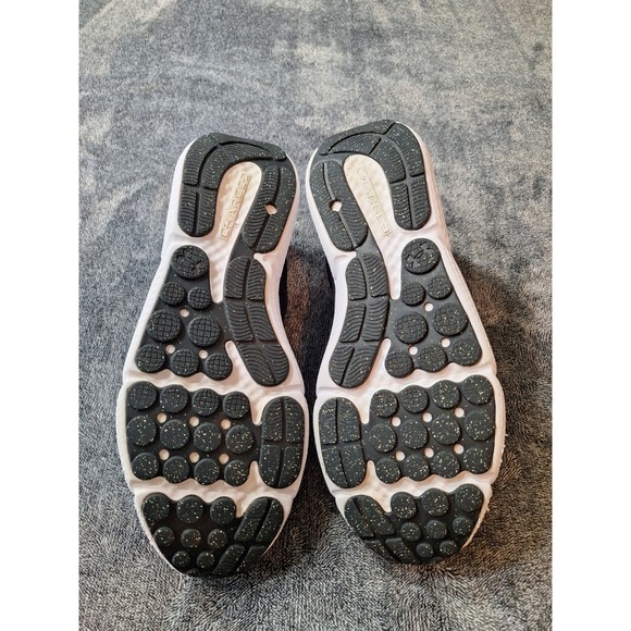 Under Armour Charged Assert 10 Sneaker Shoes Mens 12  Black Low Top Running - Picture 10 of 12